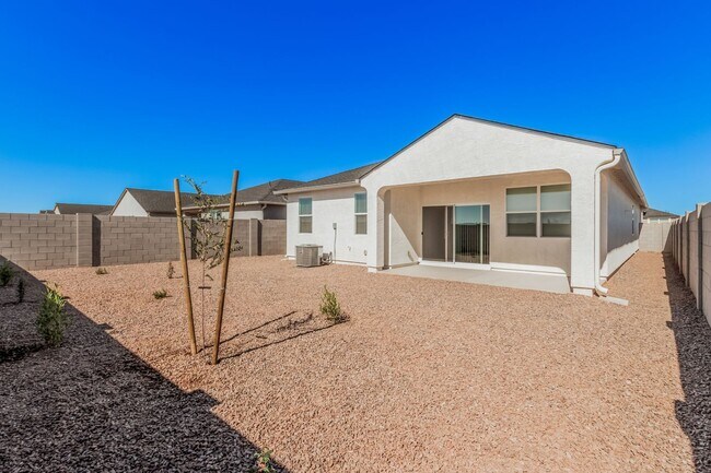 Building Photo - Beautiful Corner Lot Home with Modern Upgr...