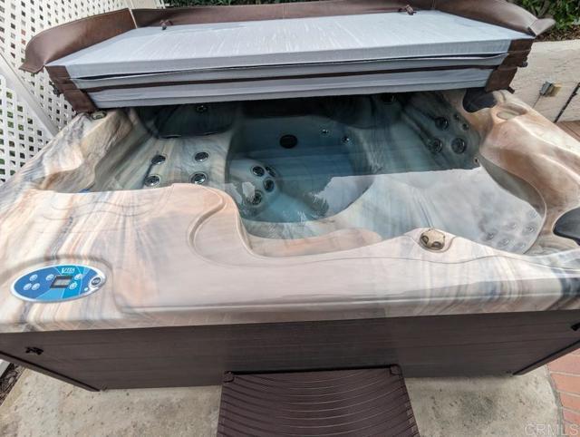 Building Photo - 649 Montage Rd