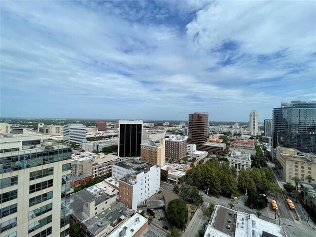 Building Photo - 155 S Court Ave