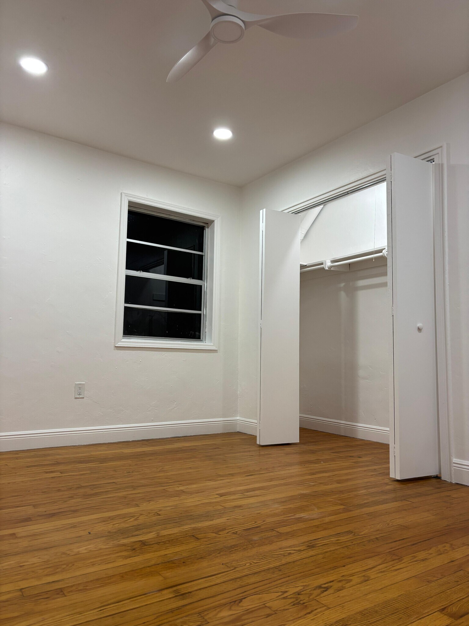 Building Photo - 795 84th St