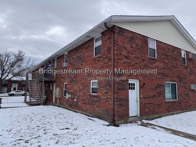 Building Photo - 1299 Sanlor Ave
