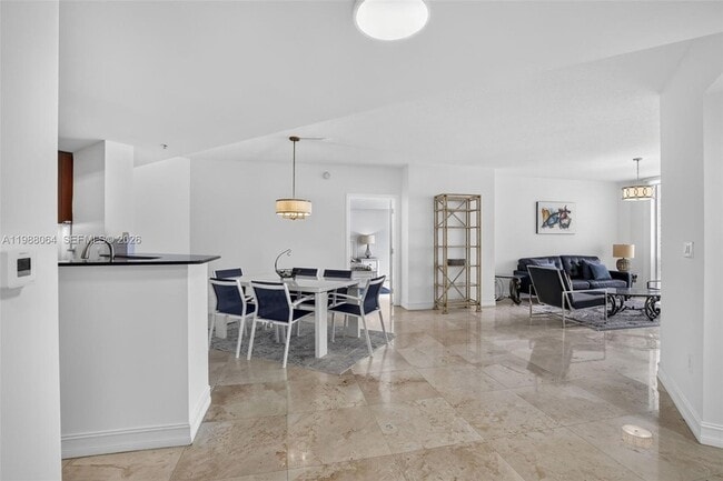 Building Photo - 16699 Collins Ave