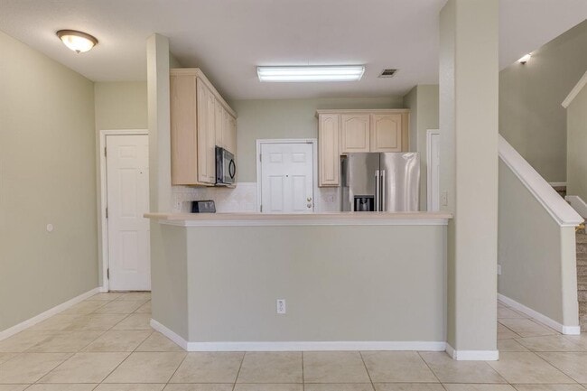 Building Photo - 2100 Pipers Field Dr