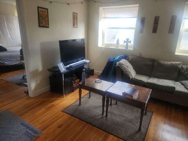 Building Photo - 20 Armington St