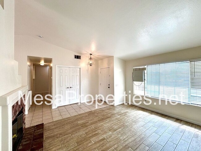 Building Photo - 12982 Haverford Ct