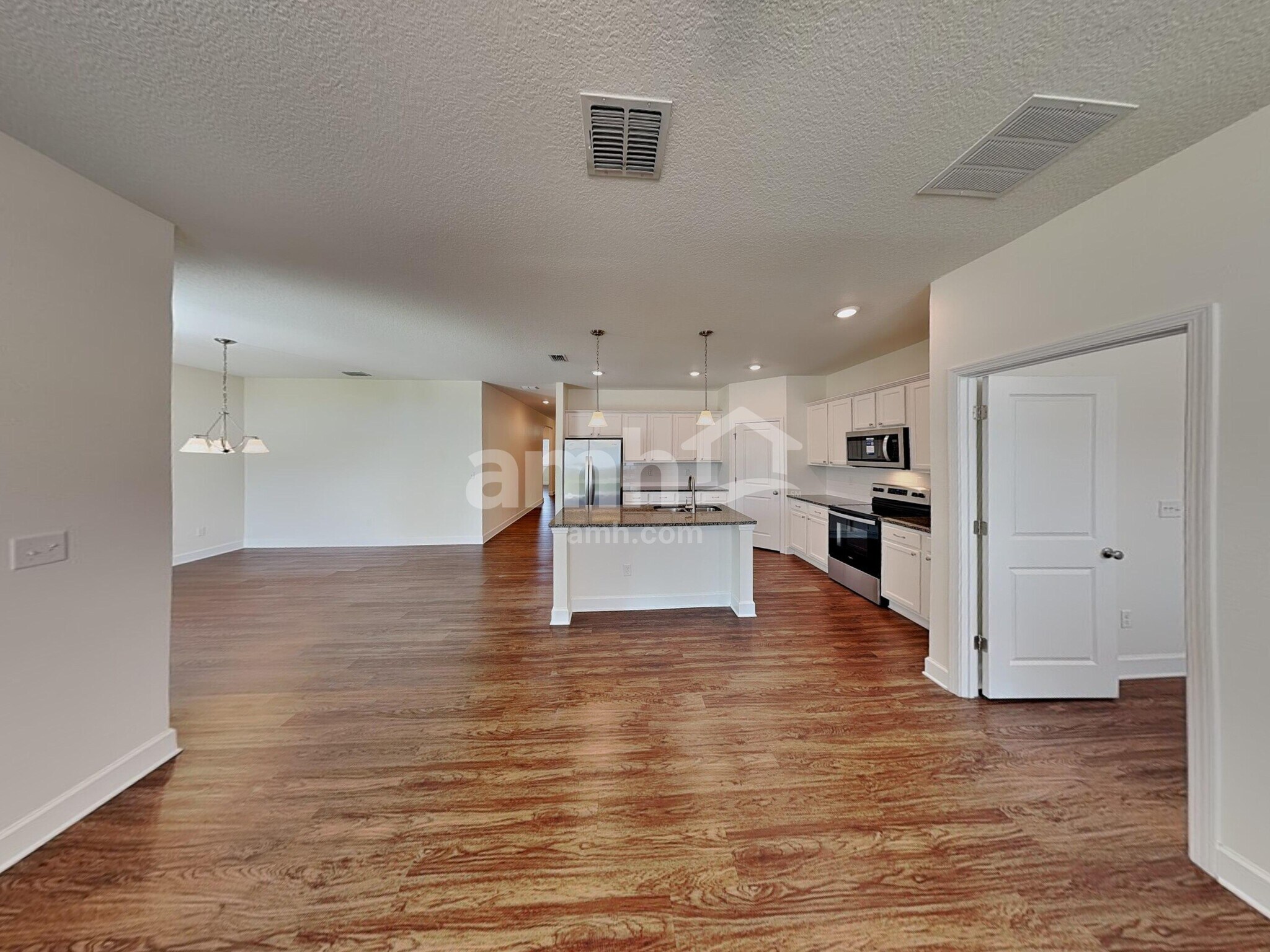 Building Photo - 105 Moultrie Crossing Ln