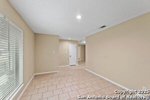 Building Photo - 554 Bertetti Dr