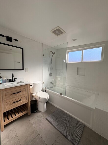 Building Photo - 5775 W 74th St