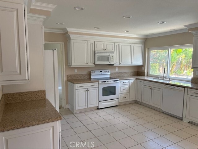 Building Photo - 24731 Vía Princesa