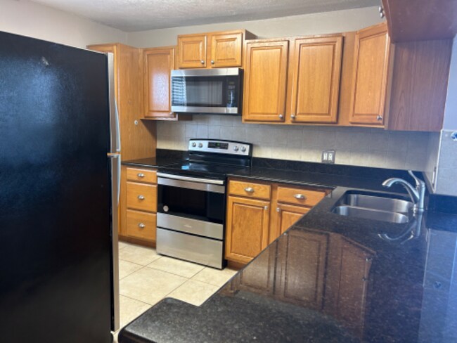 Building Photo - 701 N Indian River Dr