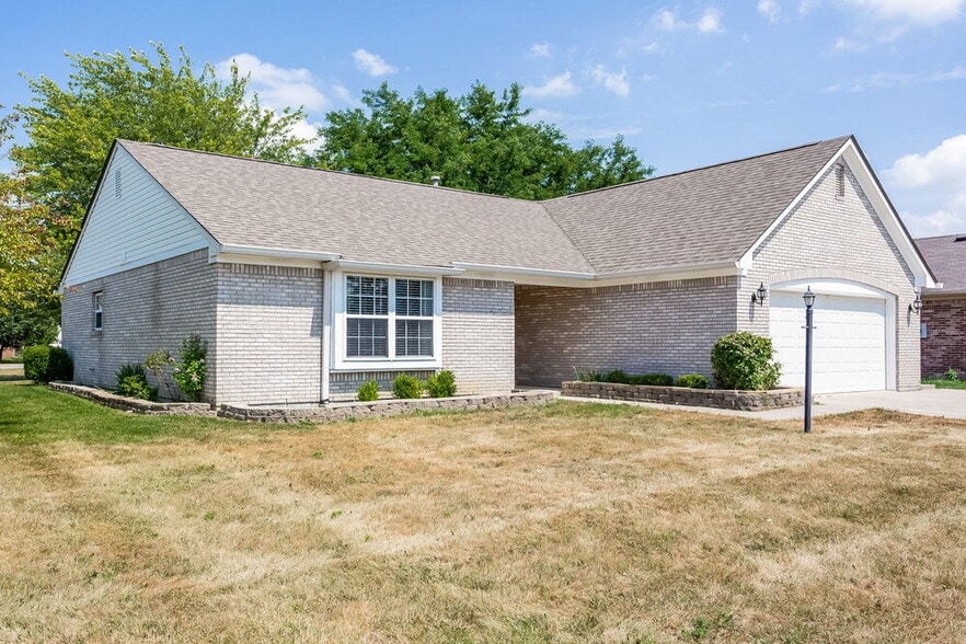 Building Photo - 6404 Amarillo Way