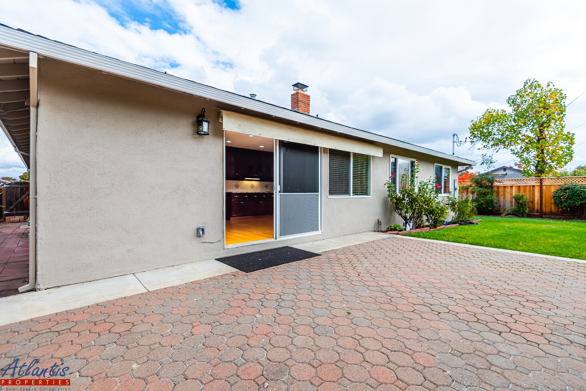 Building Photo - 5145 Alan Ave