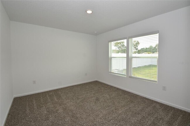Building Photo - 6 Prosperity Ln