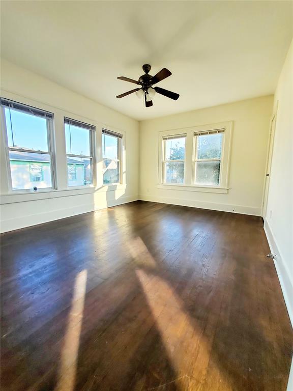 Building Photo - 2421 Cleburne St