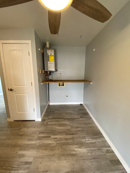 Building Photo - 420 Murray Ave