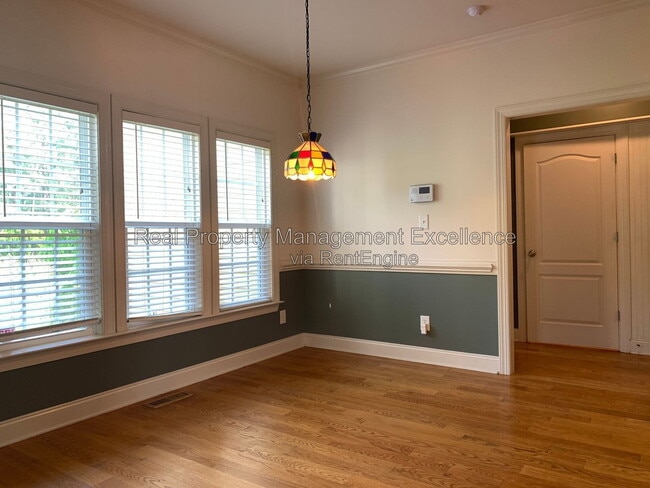 Building Photo - 1005 Hadley Meadows Dr