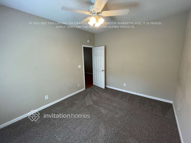 Building Photo - 102 Brookview Ct