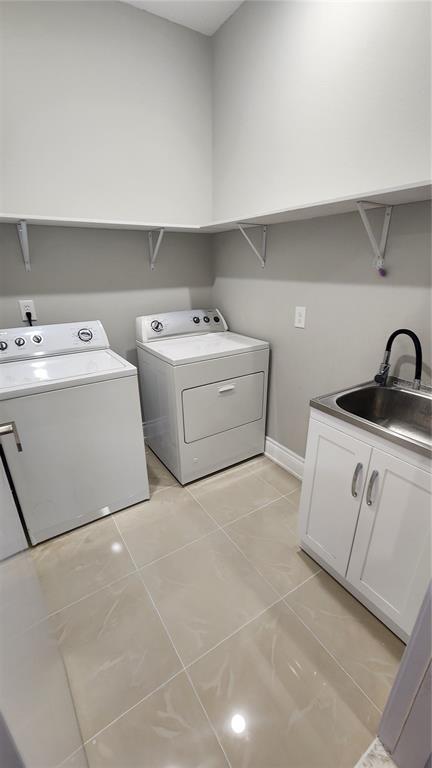 Building Photo - 1968 Greenbriar Ter