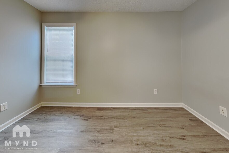 Building Photo - 928 Shannondale Dr