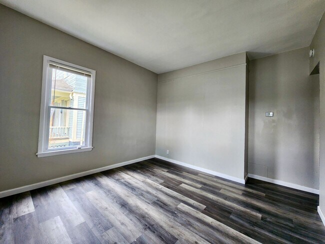 Building Photo - 500 Garson Ave