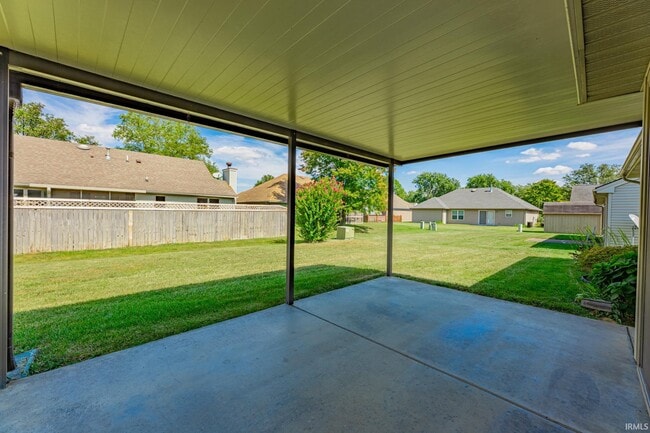 Building Photo - 3900 Deer Trail