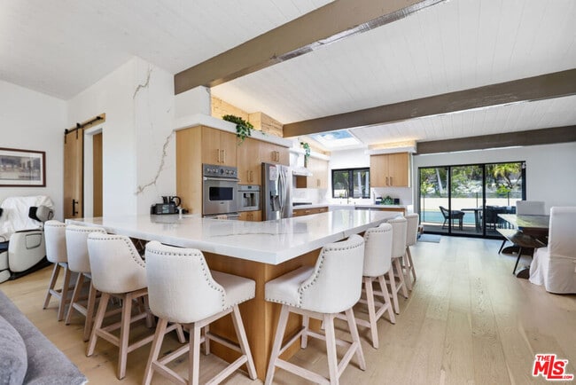 Building Photo - 1341 Charmel Pl