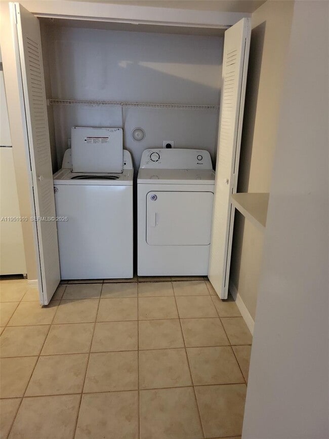 Building Photo - 4195 N Haverhill Rd