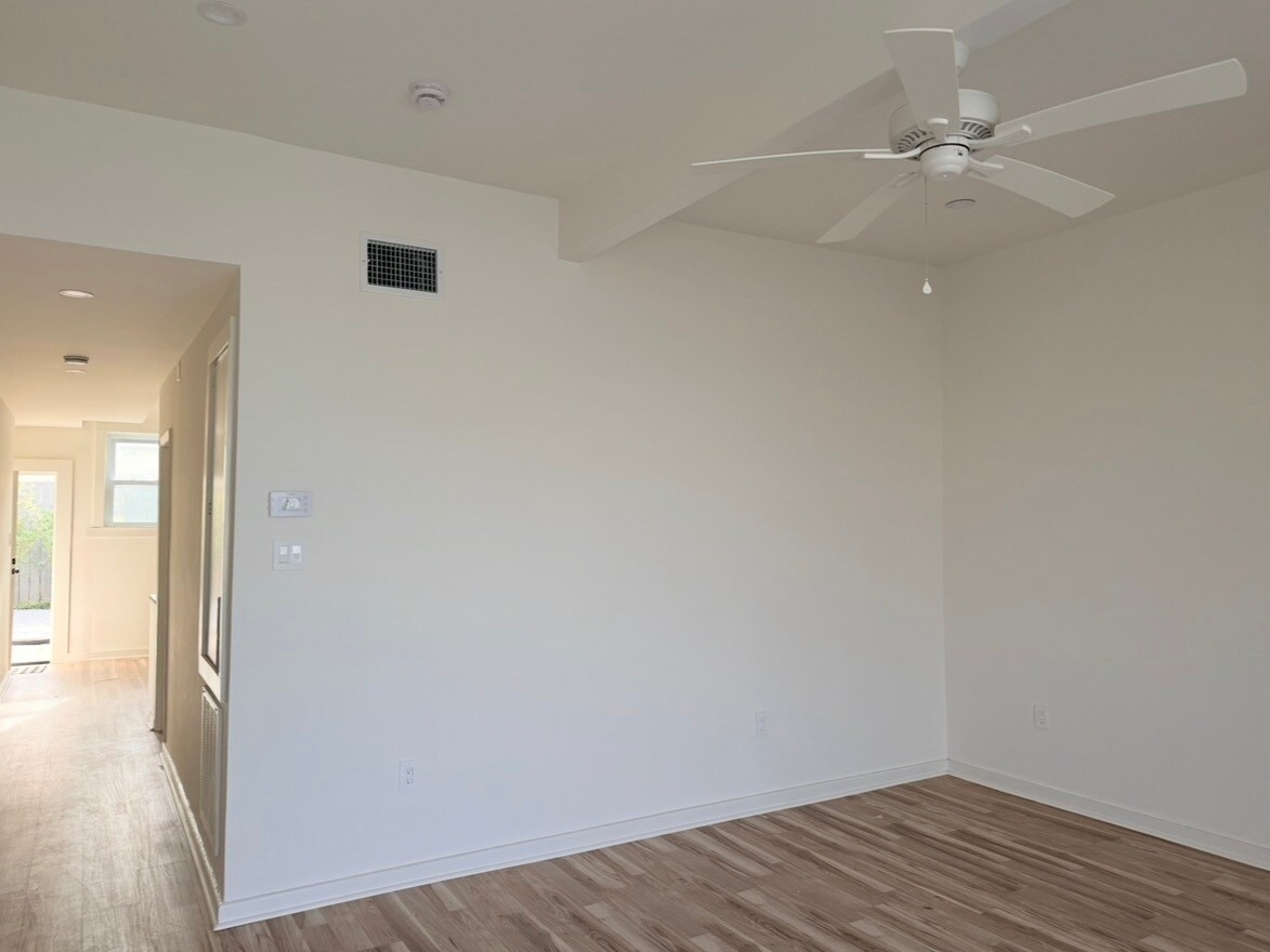 Building Photo - 3012 Castiglione St