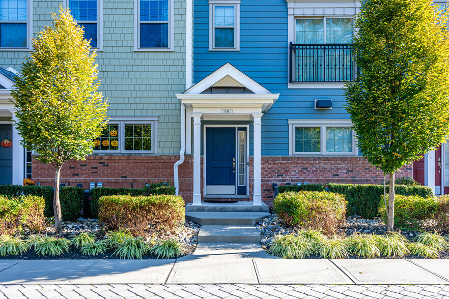 Entrance - Station Square at Fanwood Townhomes