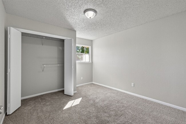 Building Photo - 11406 Caesar Dr