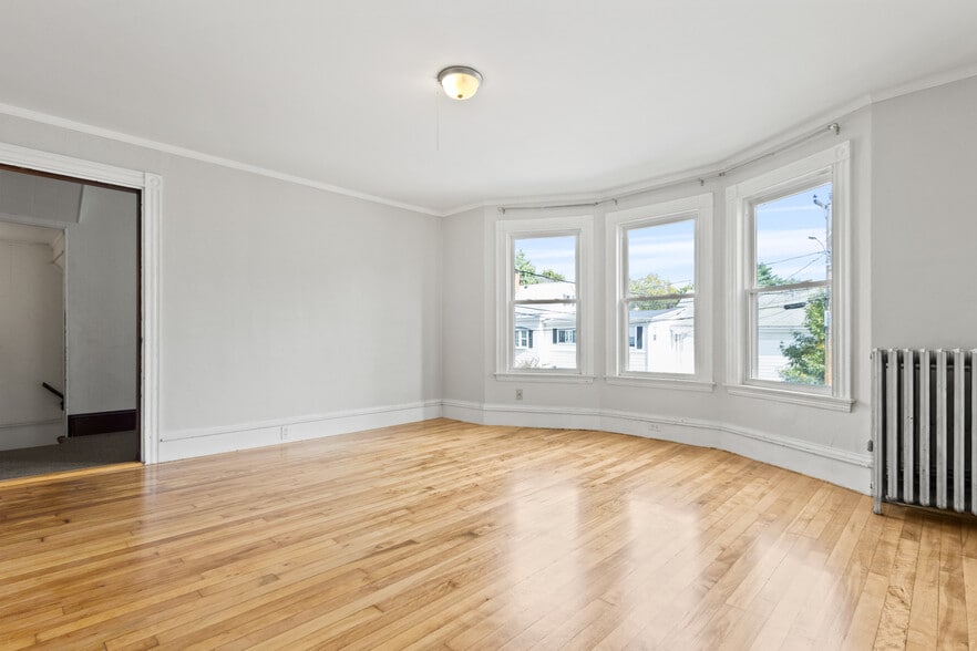 Building Photo - 30 Cutts Ave