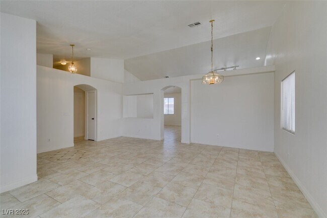 Building Photo - 2510 Roaring Lion Ave