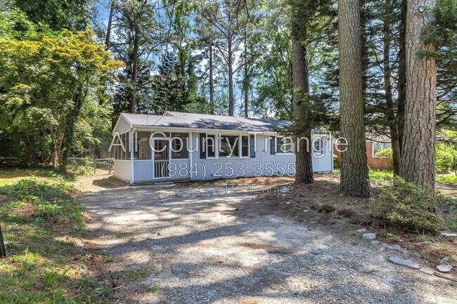 Building Photo - 1617 Seminole Trail