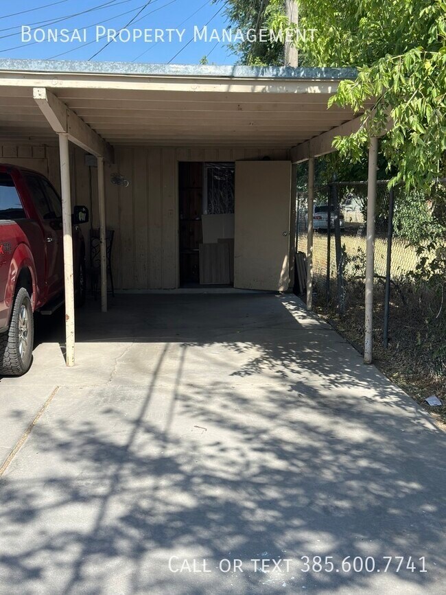Building Photo - 1557 California Ave