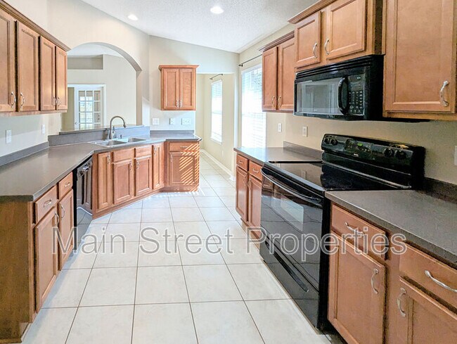 Building Photo - 5963 Ashton Woods Cir