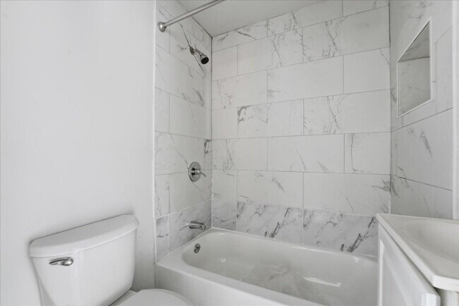 Building Photo - 335 47th St