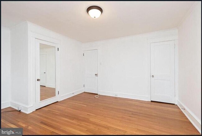 Building Photo - 3410 W Penn St