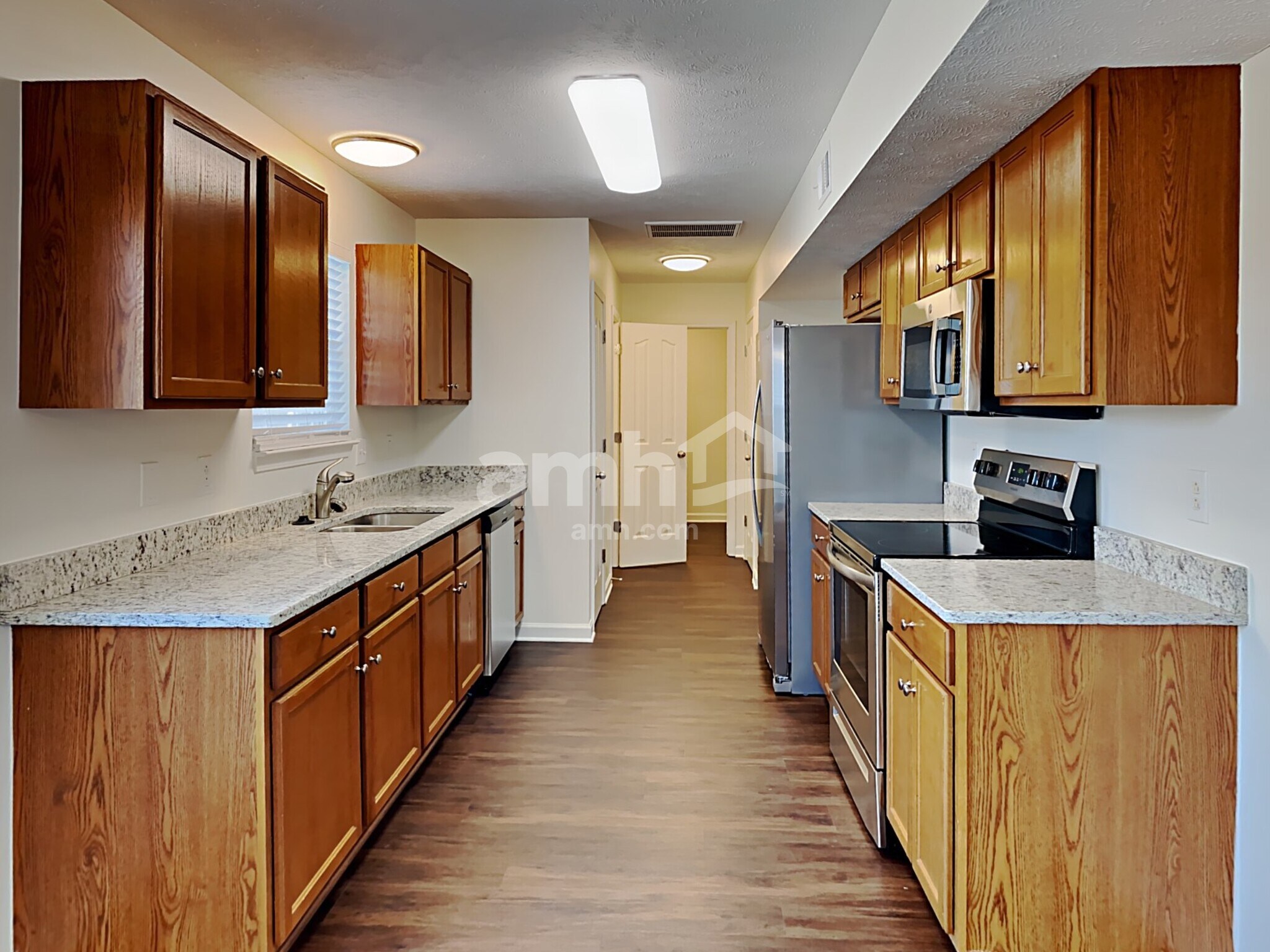 Building Photo - 1609 Carrick Dr