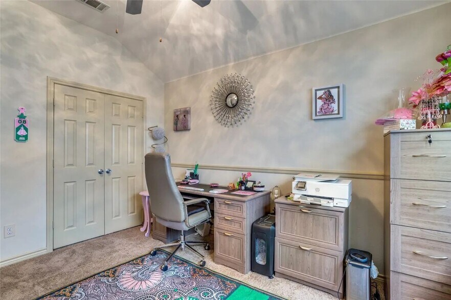 Building Photo - 12629 Oceanside Dr