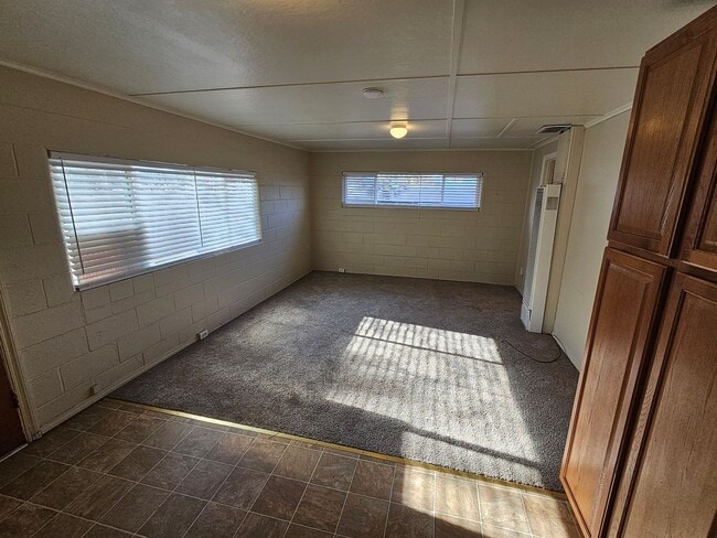 Building Photo - 166 Ponderosa Dr