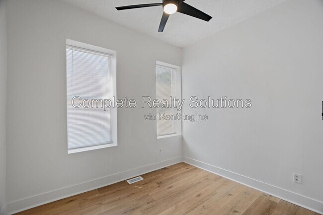 Building Photo - 2928 Texas Ave