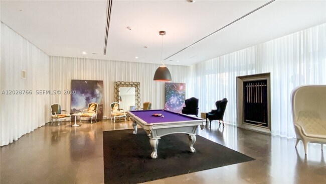 Building Photo - 475 Brickell Ave