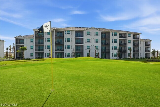 Building Photo - 15345 Grn Acrs Ave