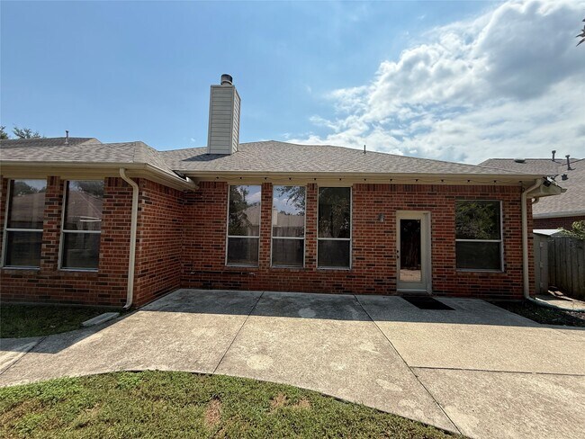 Building Photo - 5126 Winterwood Dr
