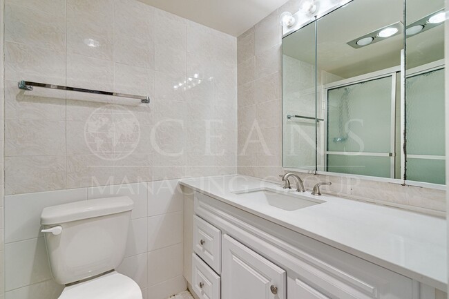 Building Photo - Oceanfront 2BR/2BA High-Rise Condo – Dayto...