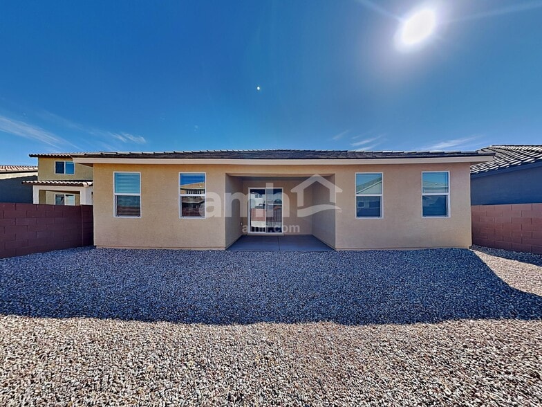 Building Photo - 13085 N Serenity Vly Dr