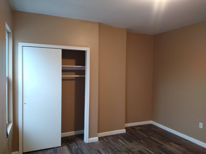 Building Photo - 2054 Ann St