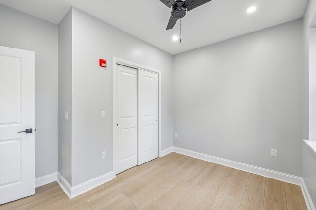 Building Photo - 617 S 8th St