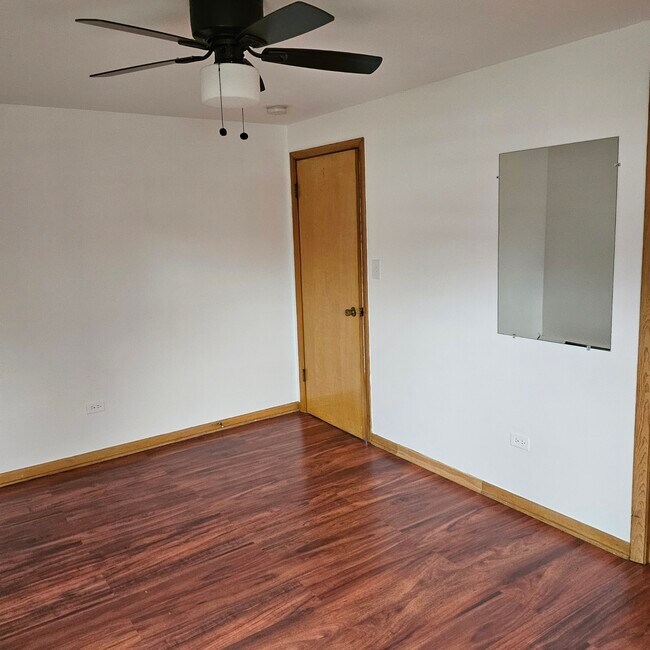 Building Photo - 6360 W Eddy St