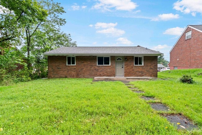 Building Photo - 131 S Joslyn Dr